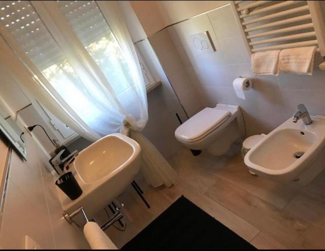 Ascoli Bonjour B&B & Apartments Parcheggio Privato & Giardino Ascoli Piceno Buitenkant foto