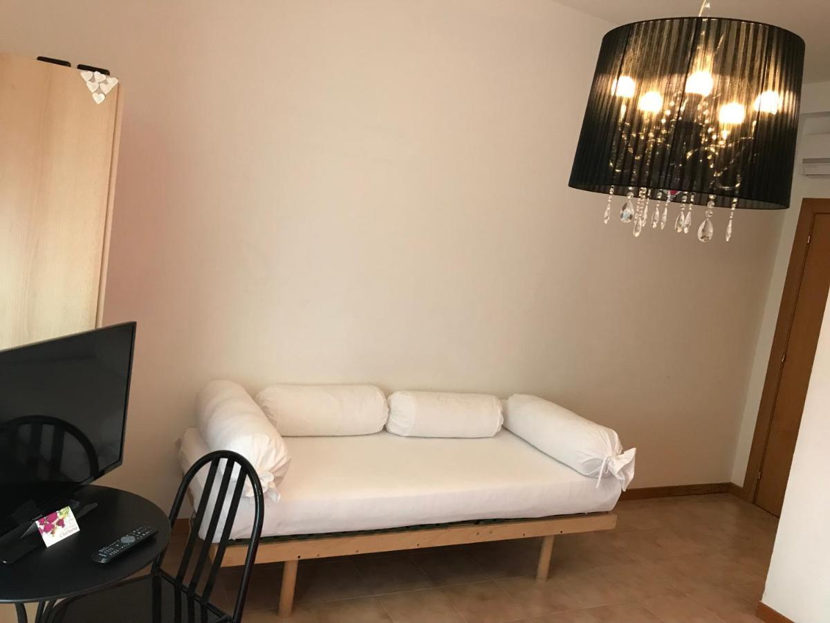 Ascoli Bonjour B&B & Apartments Parcheggio Privato & Giardino Ascoli Piceno Buitenkant foto